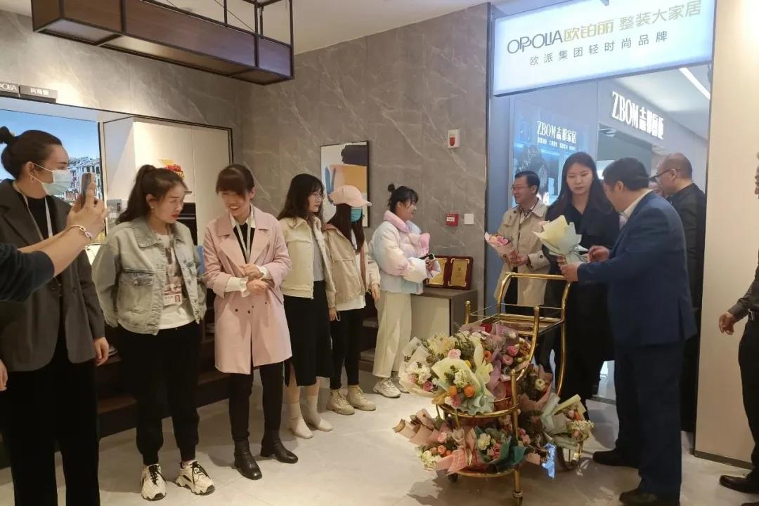 昌禾裝飾丨特別的愛給特別的你，對你的“愛”從未缺席~